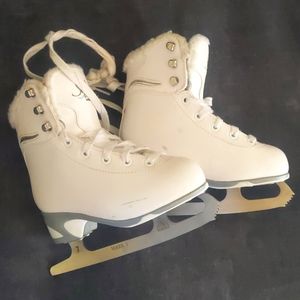Ice-skates soft skate sz 7